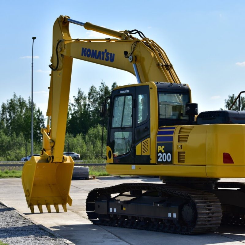 Экскаватор Komatsu